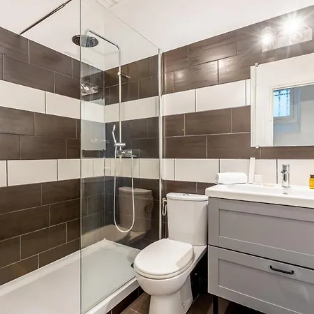 Sweett - Friedland Apartment